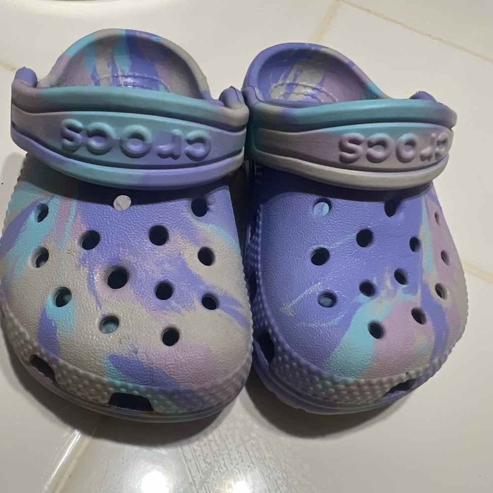 Kids crocs